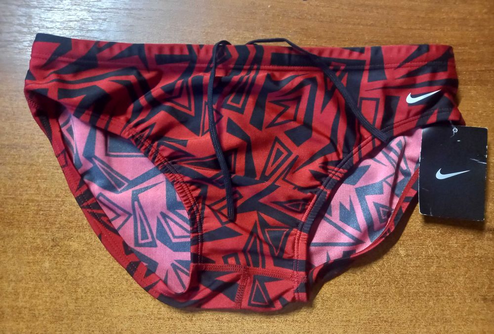 Оригінальні плавки NIKE