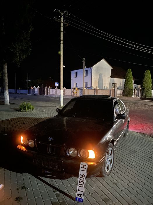 Bmw e34 м50б25.