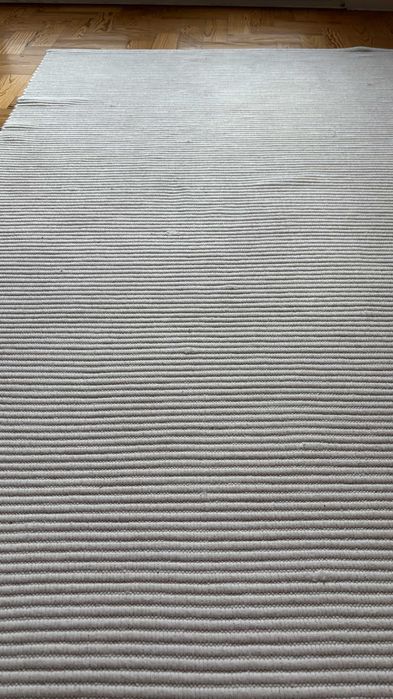 Tapete sala \ quarto \ escritório marca 'area', dimensões 1,80x1,15 m