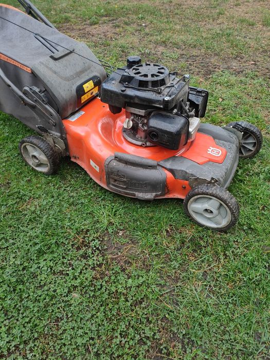 Kosiarka Husqvarna(silnik Hondy,szerokość 59 cm,wariator,)