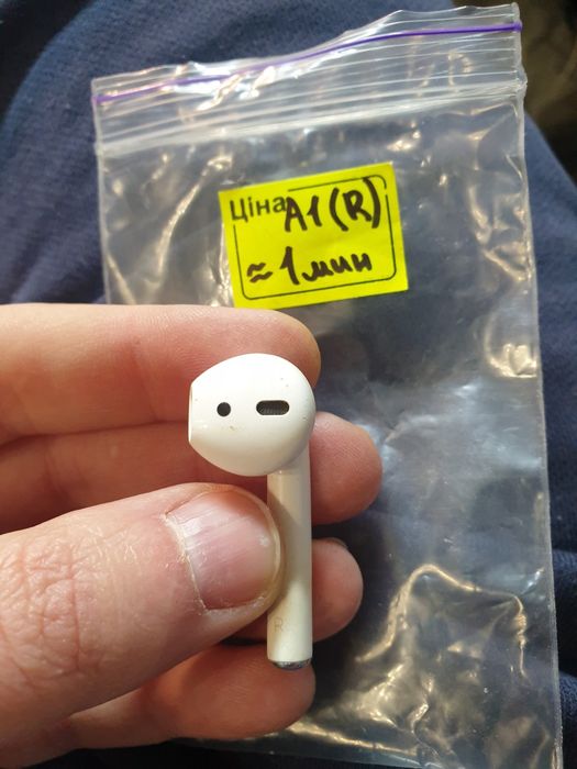 Airpods 1 Right A1523 на запчасти наушник оригинал