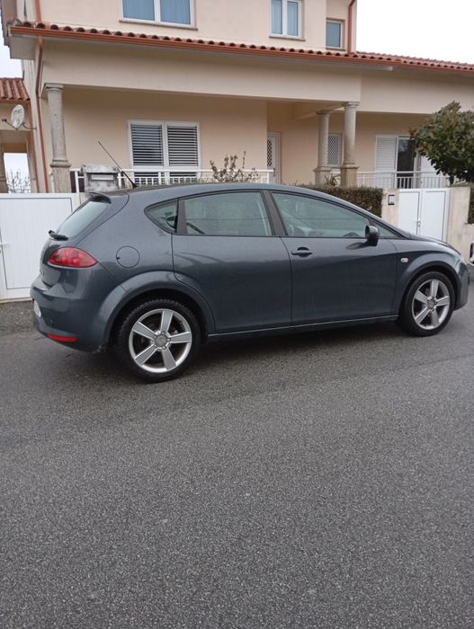 Leon 2.0TDI Nacional  kit distribuição e 4pneus  novos