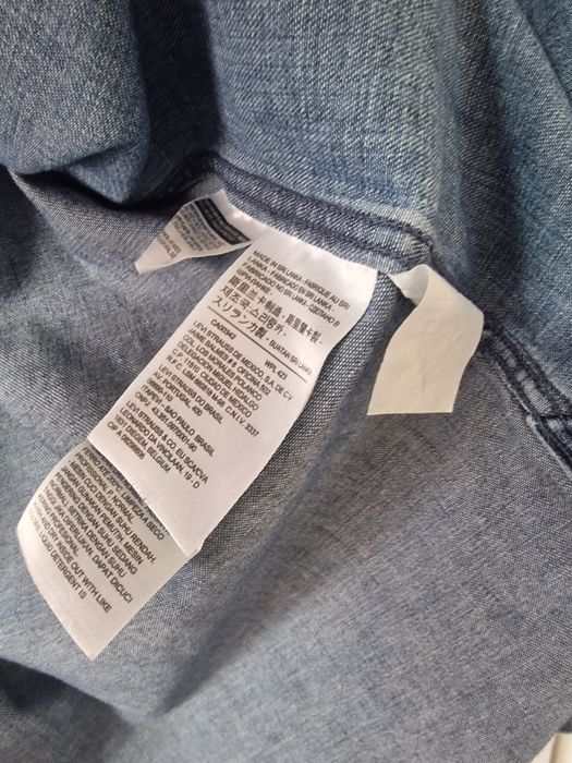 Продам оригінальну рубашку Levi's. Розмір М.