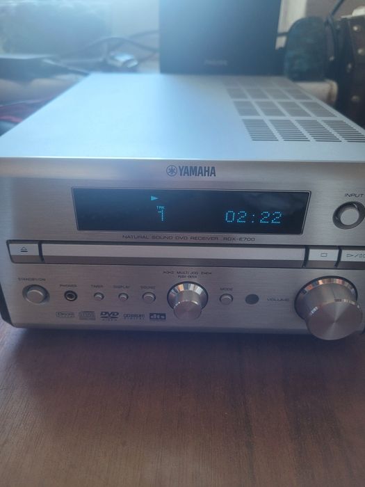 Amplituner Yamaha RDX-E700