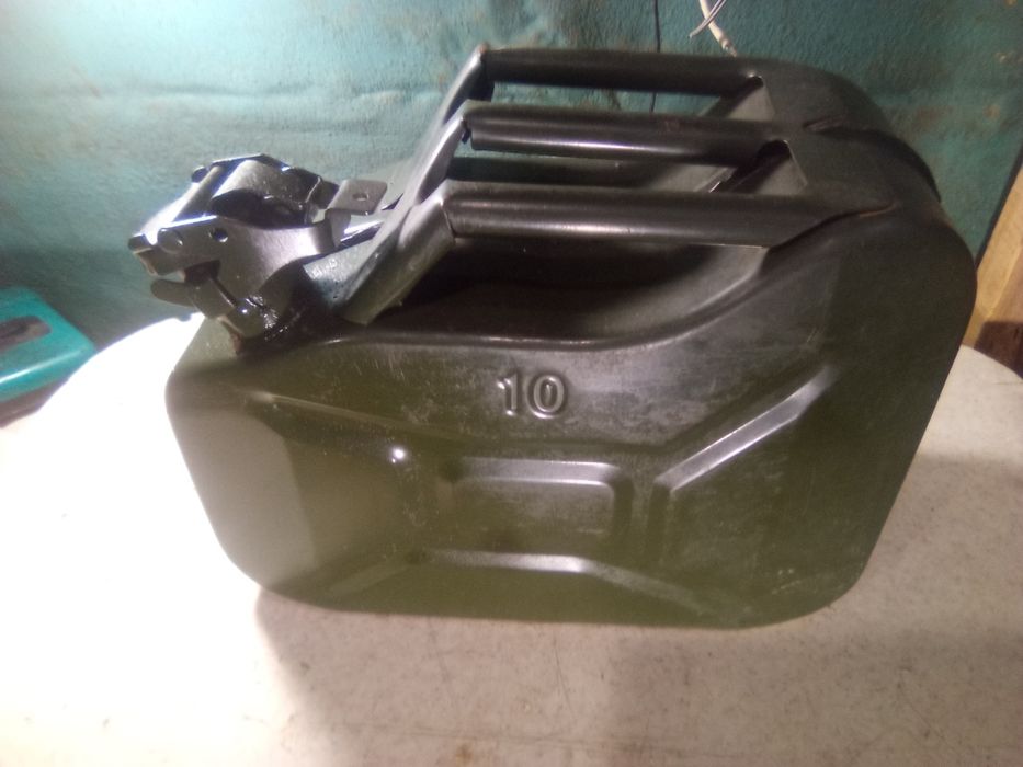 Масло моторне дизельне.