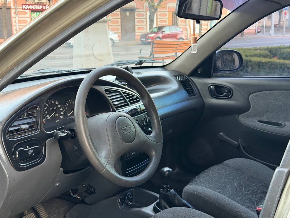Daewoo Lanos……….