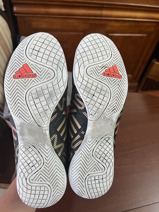Ténis Adidas Nemeziz Messi