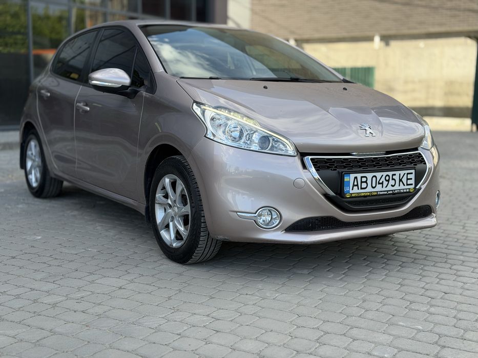 Автомобіль Peugeot 208 , 2013р, 99т пробігу