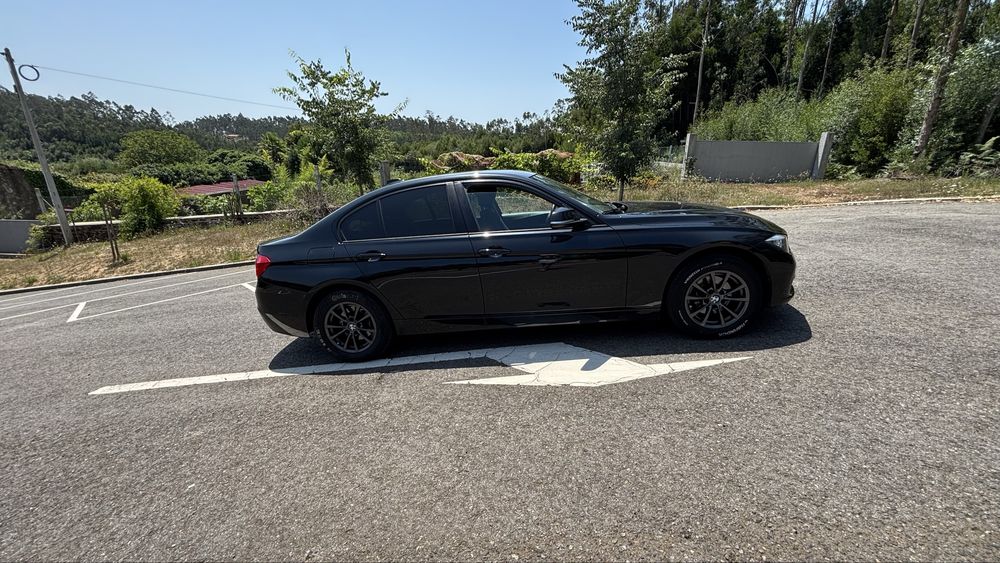 BMW 318d F30 | 2016 — photo 2