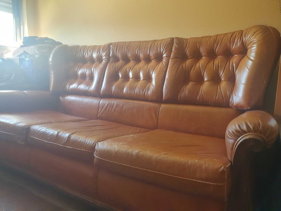 Sofá vintage em pele