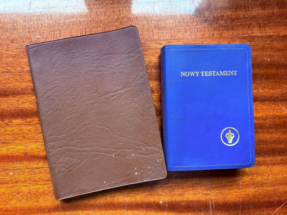 Nowy Testament w dwóch wydaniach