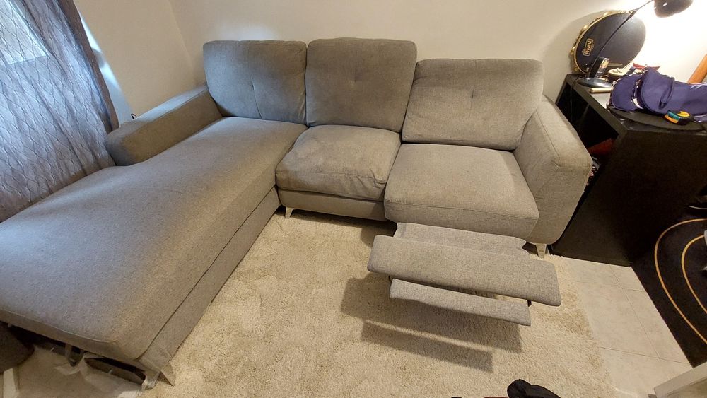 Sofá chaise longue Conforama