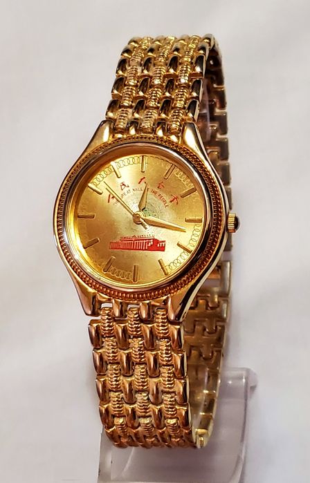 Мужские часы в золотом цвете европейского производства не ссср