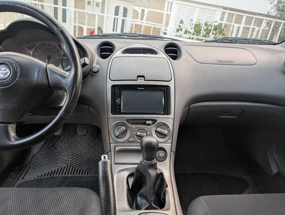 Toyota Celica VVT-I (T23) 2001