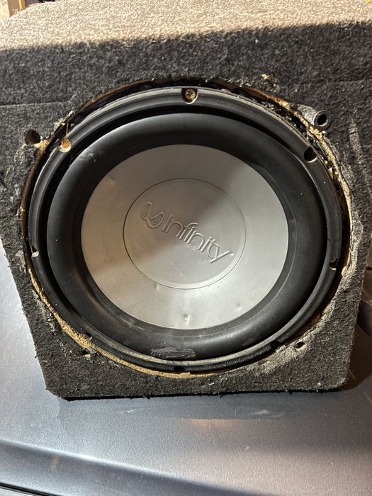 Комплект музики.   Саб магнитола усилок