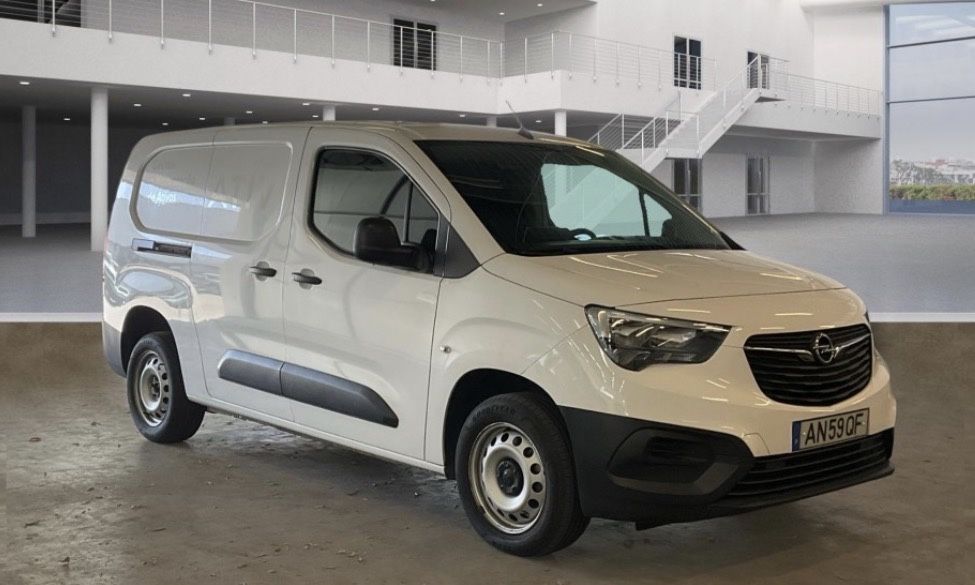 Opel combo LONGA 1.5 CDTI Nacional Com iva no preco 2022 Cammes 8 MM