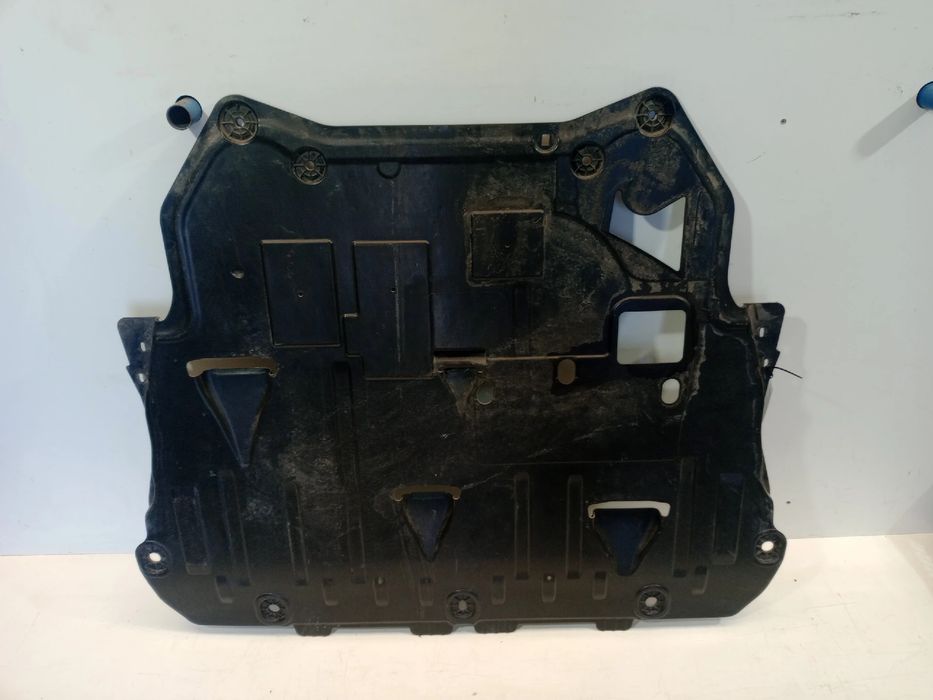 Blindagem inferior do motor VOLVO XC40 (536)