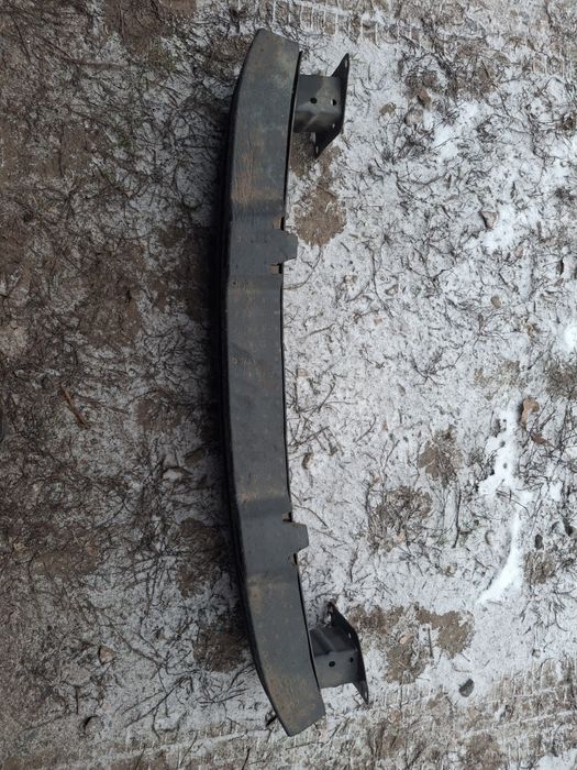 Продам задній уселитель бампера.