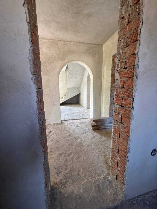 Продаються два будинки в Мамаївцях