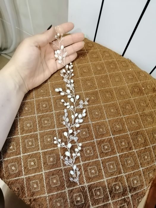 Украшение для волос (веточка)