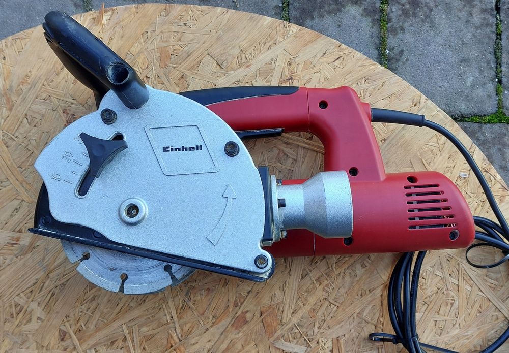 Bruzdownica Einhell TC-MA 1300