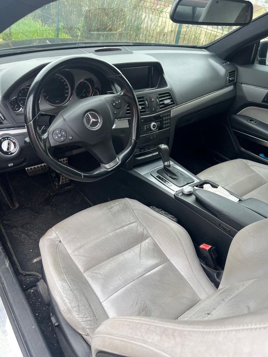 Mercedes-Benz E 350 — fotografia 6