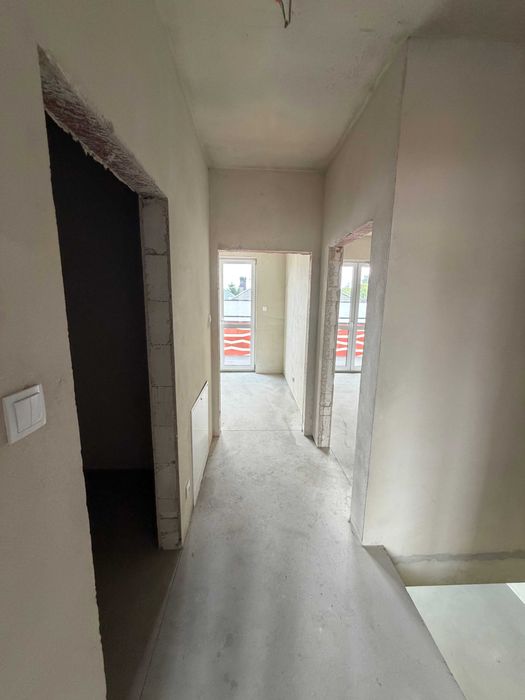 Segment na sprzedaż - 140 m2
