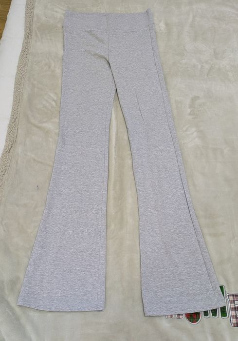 Calças cinzentas Boca de sino, Pull & Bear, Tamanho L, Novas