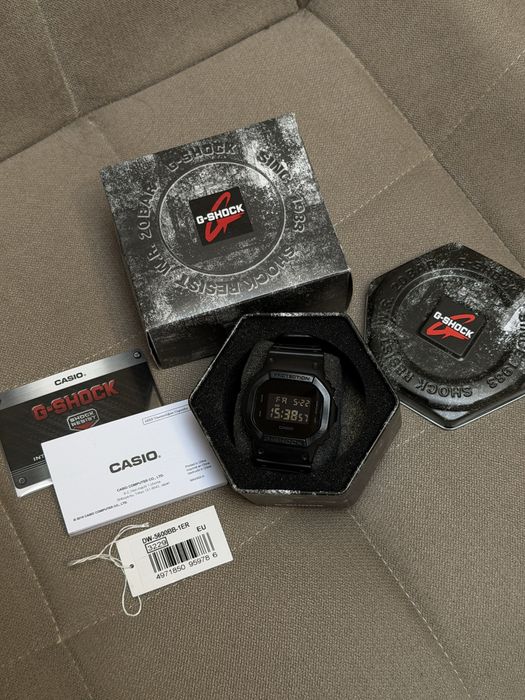 Годинник Casio G-Shock DW-5600BB-1ER