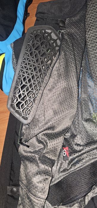 Blusão dainese  com proteções