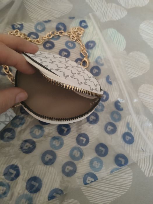 Portfeliki 2szt.małe z łańcuszkiem.