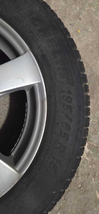 Koła felgi aluminiowe Fiat Punto 15 cali.