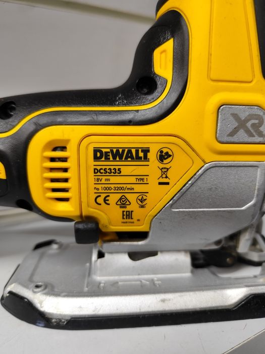 Вживаний DeWalt DCS335 лобзик Деволт оригінал