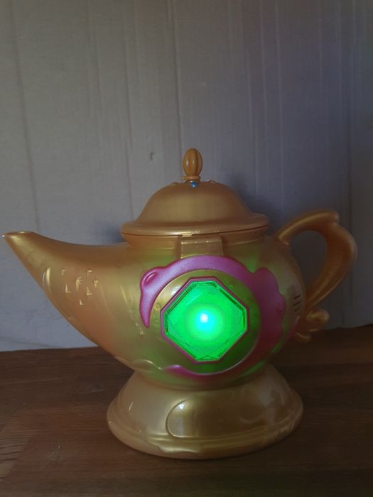 Magic Mixies lampa Dżina różowa