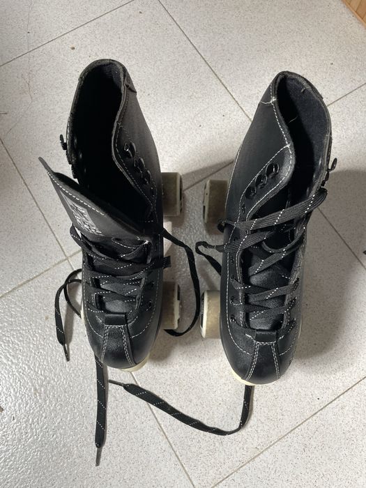 Patins 4 rodas nr 37
