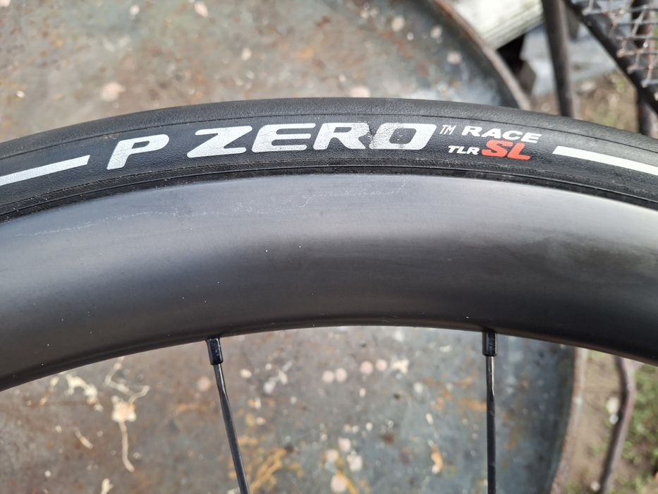 Tylne koło karbonowe Falcon 28' + opona Pirelli P Zero + kaseta SunRac