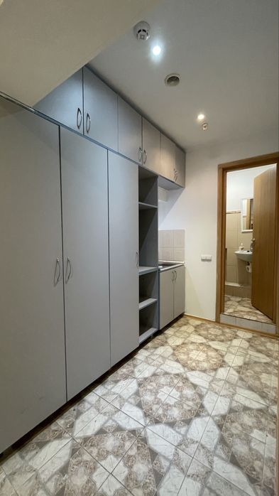 Здам приміщення під любий вид діяльності на Лук’янівці, Київ.