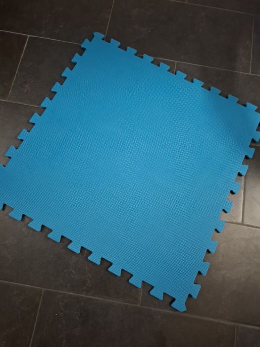 Piscina - tapete /pavimento em puzzle