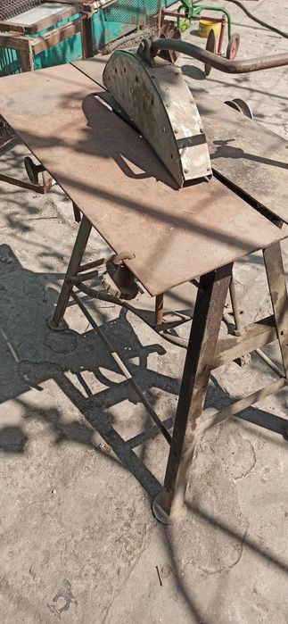 Станок деревообробний