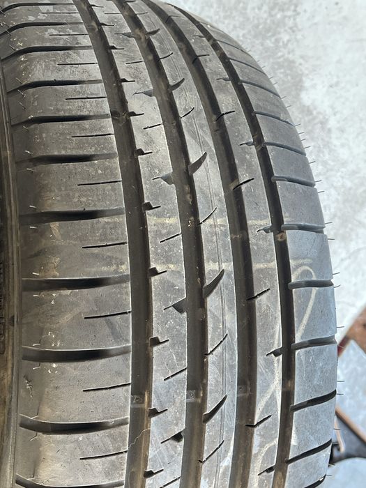Pneus 225-40r18 Goodyear RFT como novos
