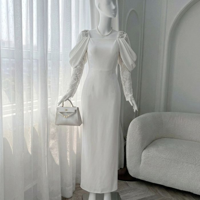 Minimalistyczna śmietankowa suknia ślubna maxi bufki koronka kryształk