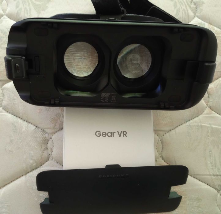 Samsung gear vr By oculus