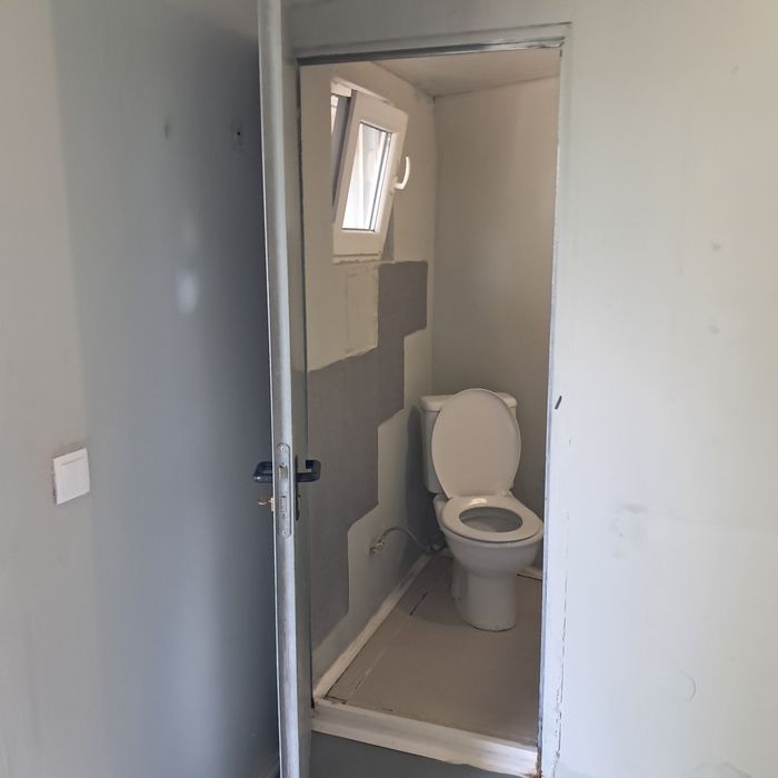 Casa  Pequena T0 em Condomínio.