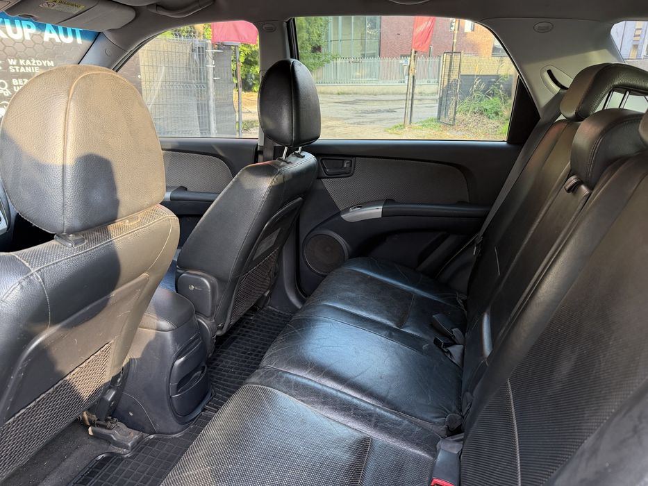 Kia Sportage 2.0 CRDi 2007 Skóry CarPlay Kamera Klima 6 Biegów Hak 240 tys. km