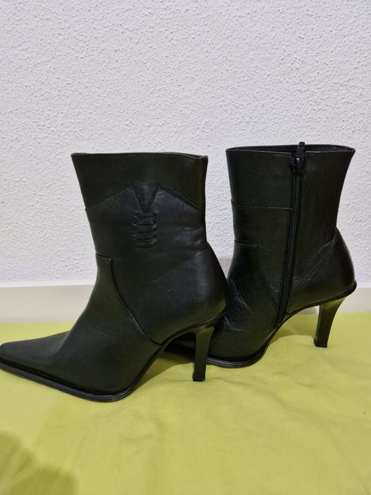 Botas novas em otimo estado