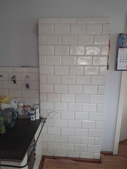 Piec kaflowy z blachą