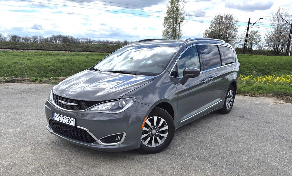 Chrysler pacifica -super wyposażenie i stan