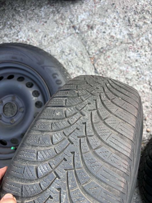 Koła zimowe Opel Astra H 195/65 R15 Goodyear Ultragrip 9