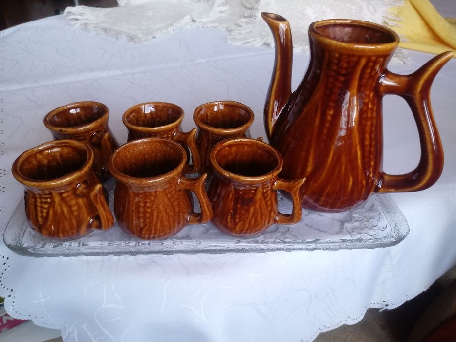 Filiżanki do kawy, ceramiczne kamionka PRL gratis dzbanek Pabianice ...