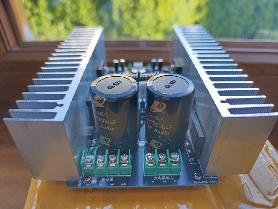 Wzmacniacz mocy.  2sa1943/2sc5200 Toshiba.